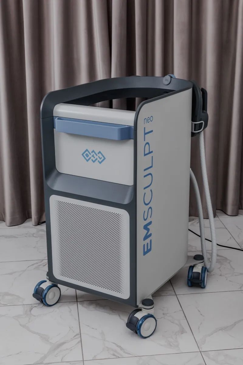 Апарат EMSCULPT NEO у GENEVITY